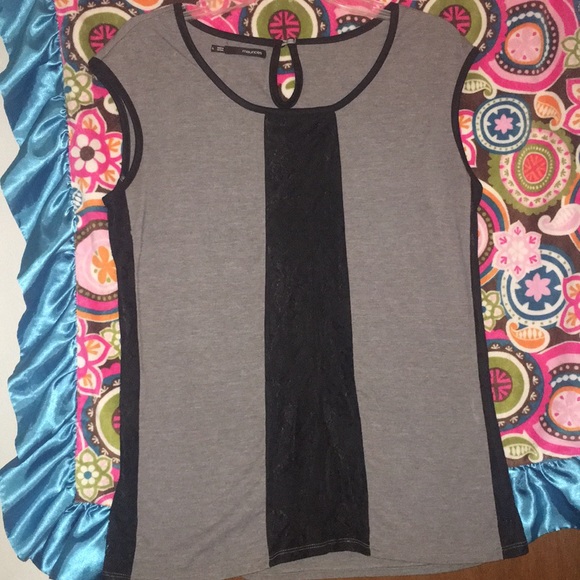 Maurices classy yet casual sleeveless top - Picture 1 of 3